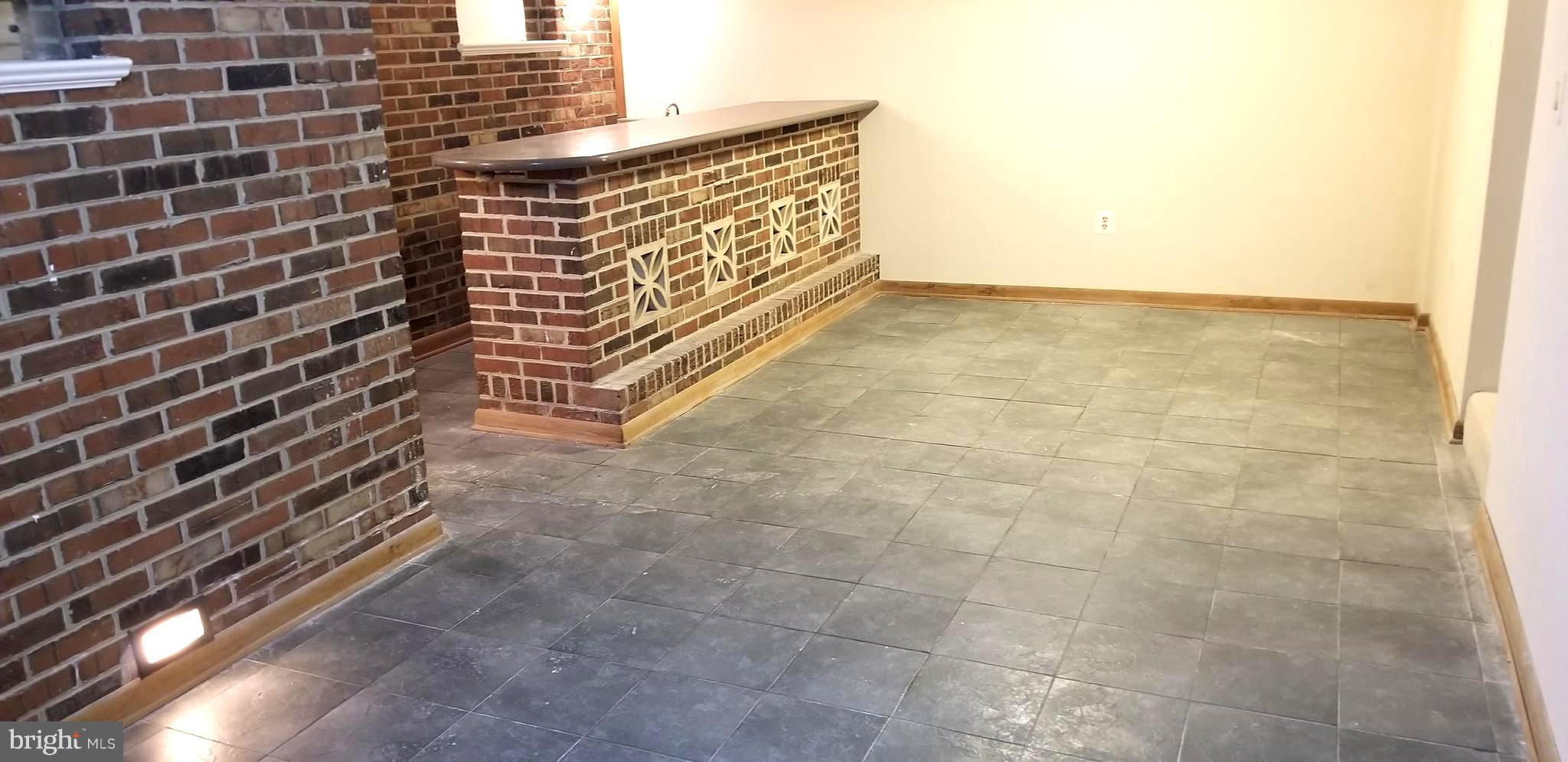 1052 Utterback Store Road Great Falls, VA 22066 - Photo 17 of 30 Basement Wet Bar