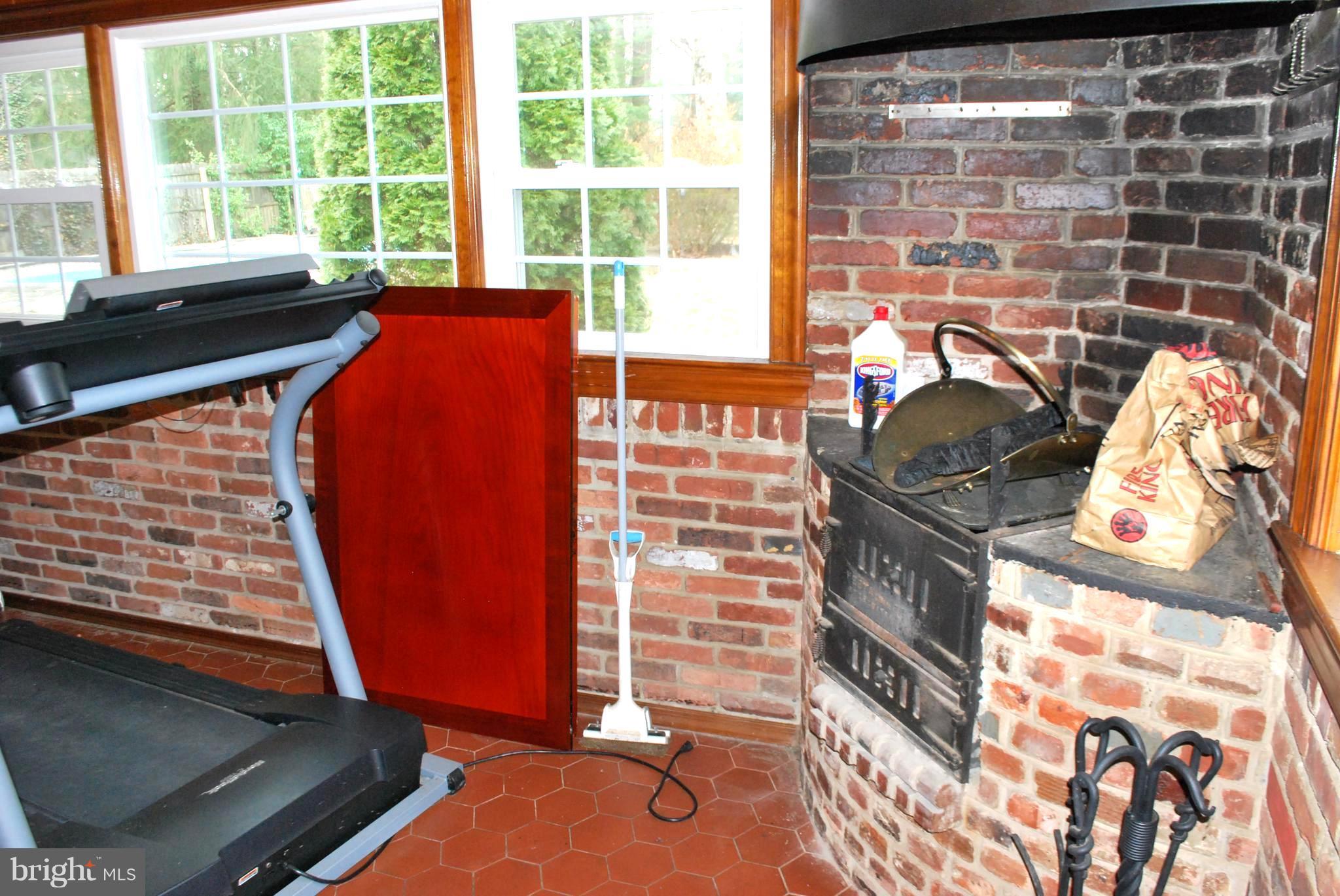 1052 Utterback Store Road Great Falls, VA 22066 - Photo 21 of 30 Sunroom Addition