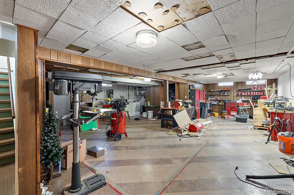 505 Base Line Road Northville, MI 48167 - Photo 28 of 35