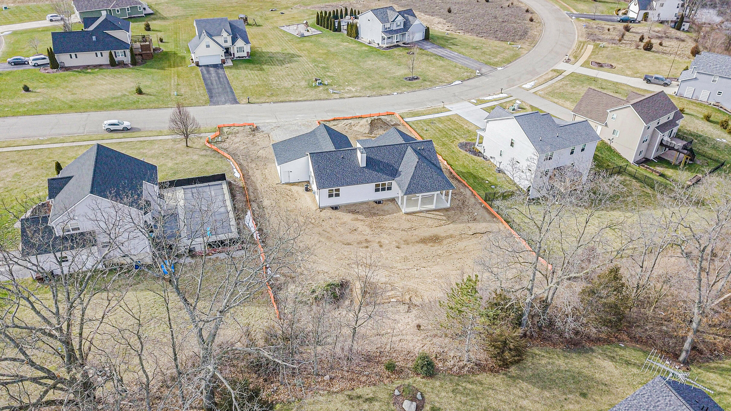 2933 Clivedon Road Howell, MI 48843 - Photo 39 of 45 043_dji_0574