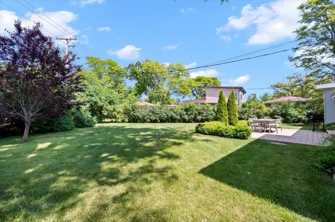 $949,000 | 2932 Central Avenue, Wilmette, IL 60091