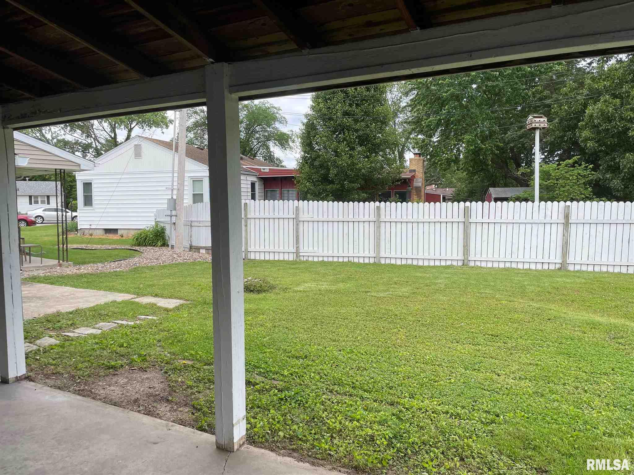 9 Meadowlark Lane Springfield, IL 62702 - Photo 16 of 19