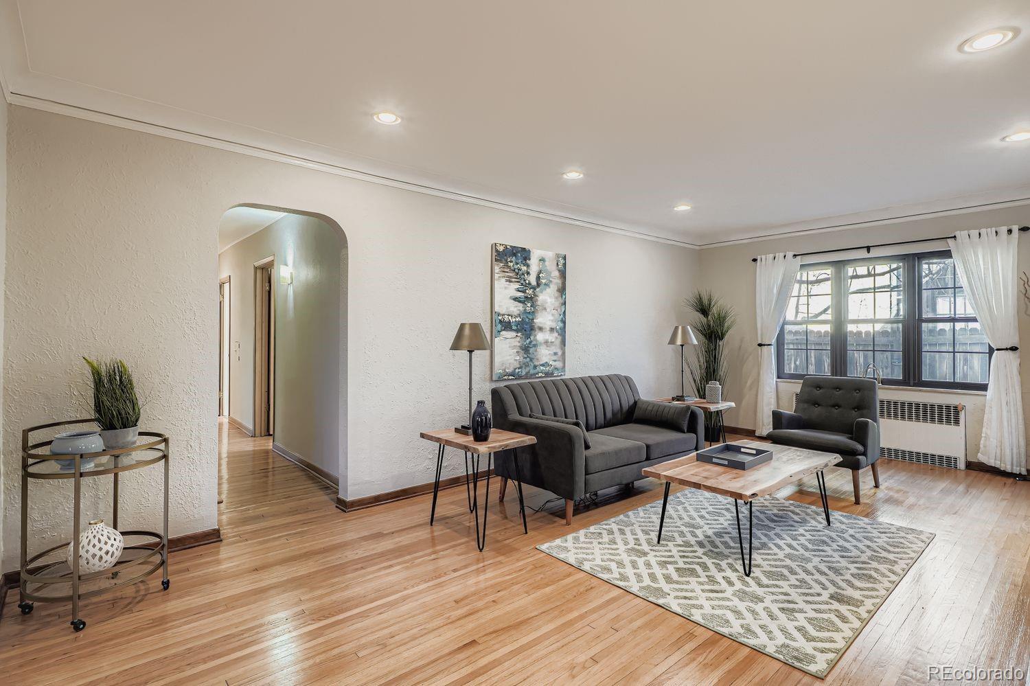 657 Columbine Street Denver, CO 80206 - Photo 5 of 30