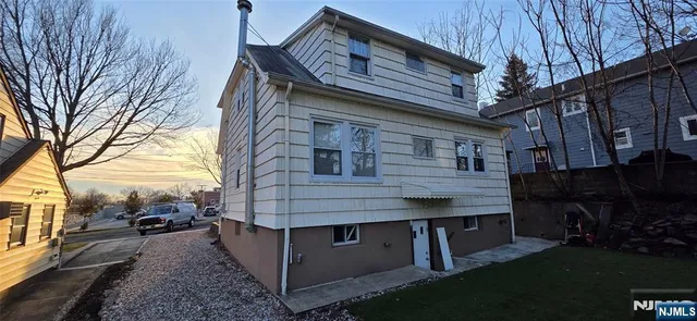 $2,500 | 757 Ray, Unit 2, Ridgefield, NJ 07657