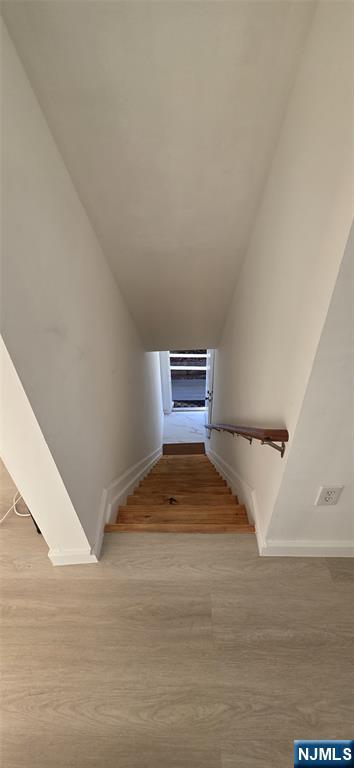 757 Ray, Unit 2 Ridgefield, NJ 07657 - Photo 4 of 16