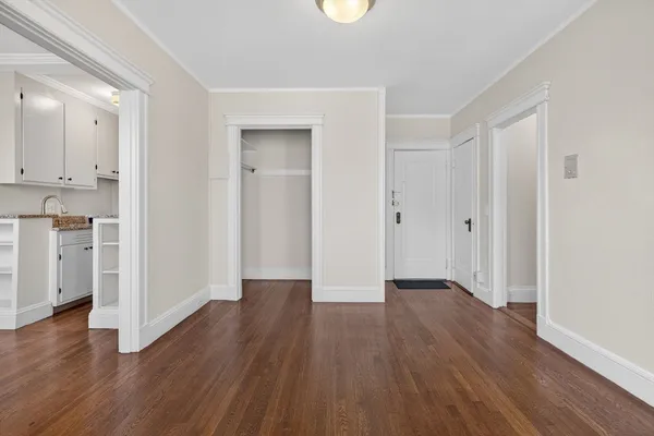 $2,495 | 118 Riverway, Unit 29, Boston, MA 02215