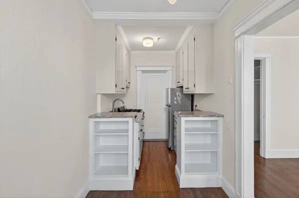 $2,495 | 118 Riverway, Unit 29, Boston, MA 02215