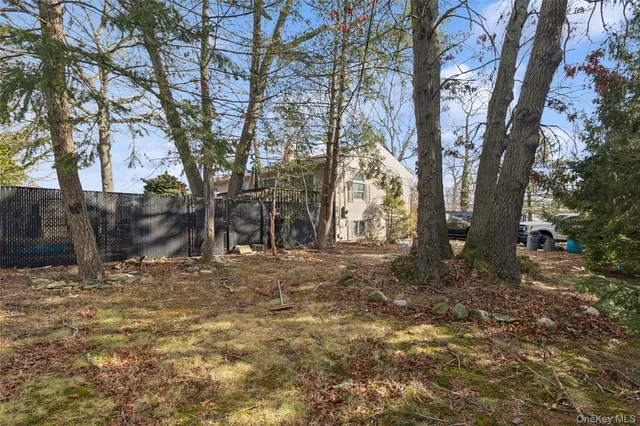 $549,990 | 3 Allegheny Drive West, Farmingville, NY 11738