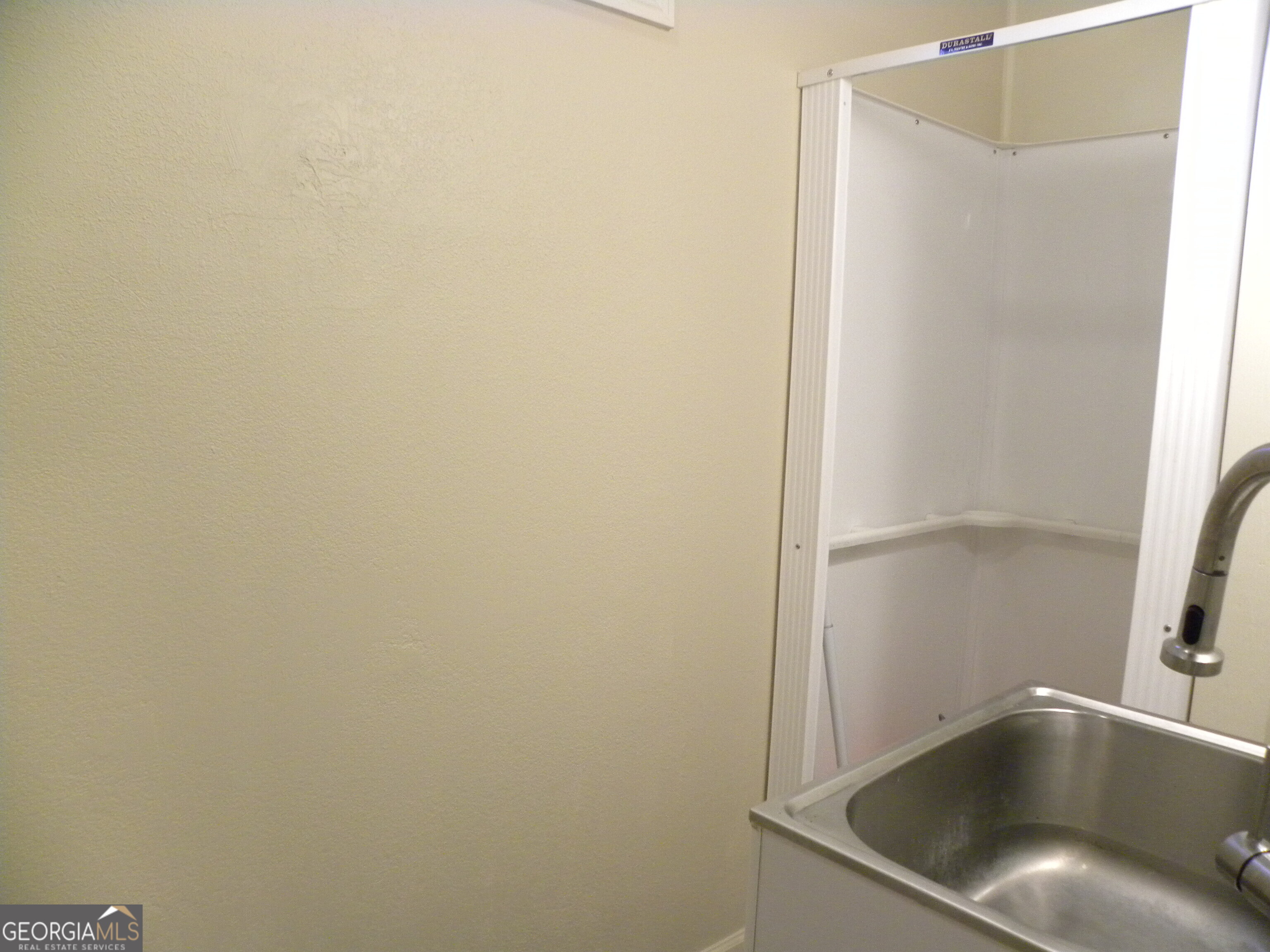 105 West Z Clayton, GA 30562 - Photo 10 of 20 a close up view of a sink