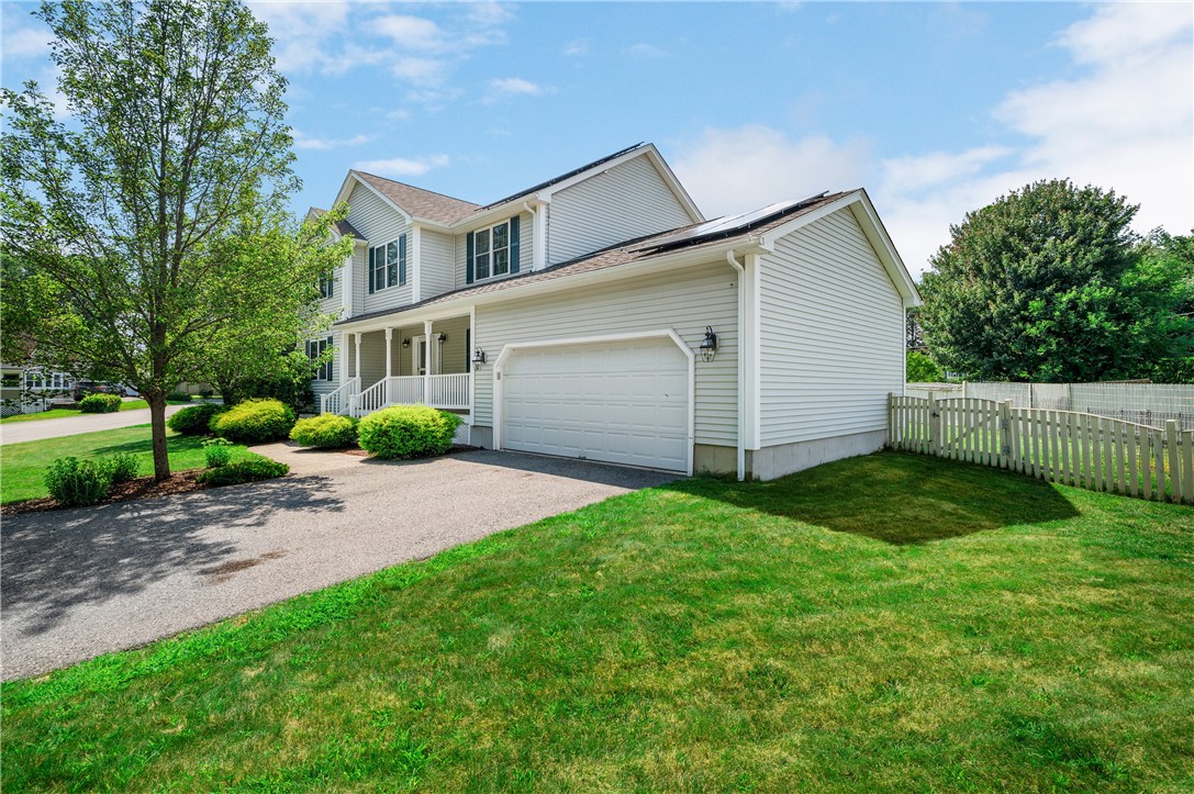 8 Harding Street Cumberland, RI 02864 - Photo 3 of 30 Gallery Image 3