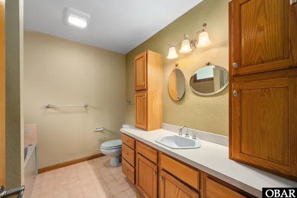 $565,000 | 108 Watersedge Drive, Kill Devil Hills, NC 27948