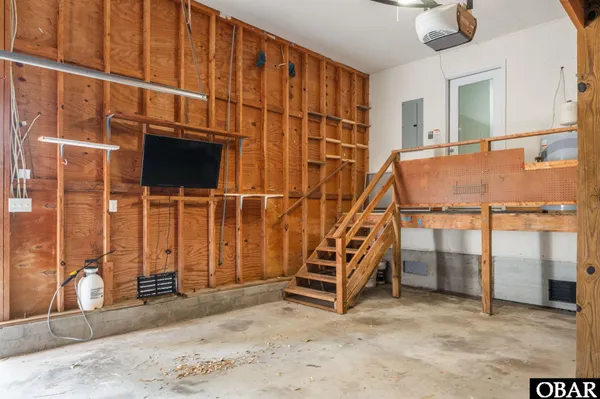 $565,000 | 108 Watersedge Drive, Kill Devil Hills, NC 27948