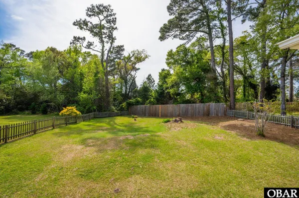 $565,000 | 108 Watersedge Drive, Kill Devil Hills, NC 27948