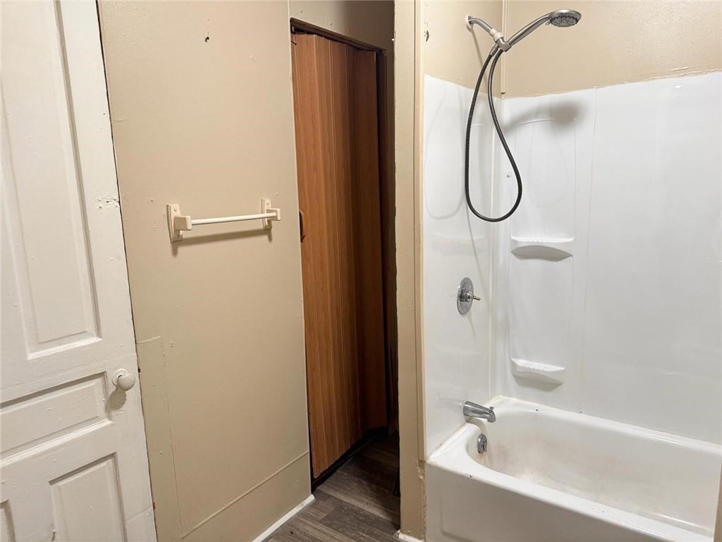 619 Schaaf Place Erie, PA 16503 - Photo 8 of 22