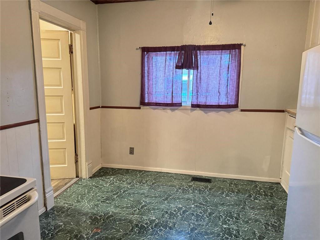 619 Schaaf Place Erie, PA 16503 - Photo 9 of 22