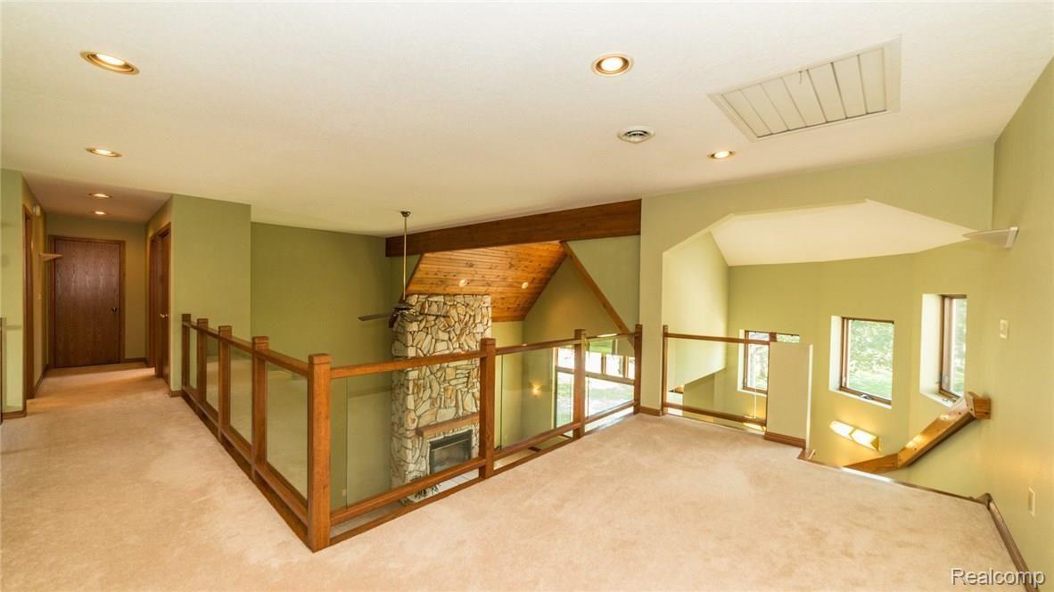 8651 Jackman Road Temperance, MI 48182 - Photo 25 of 91 UPSTAIRS LOFT AREA