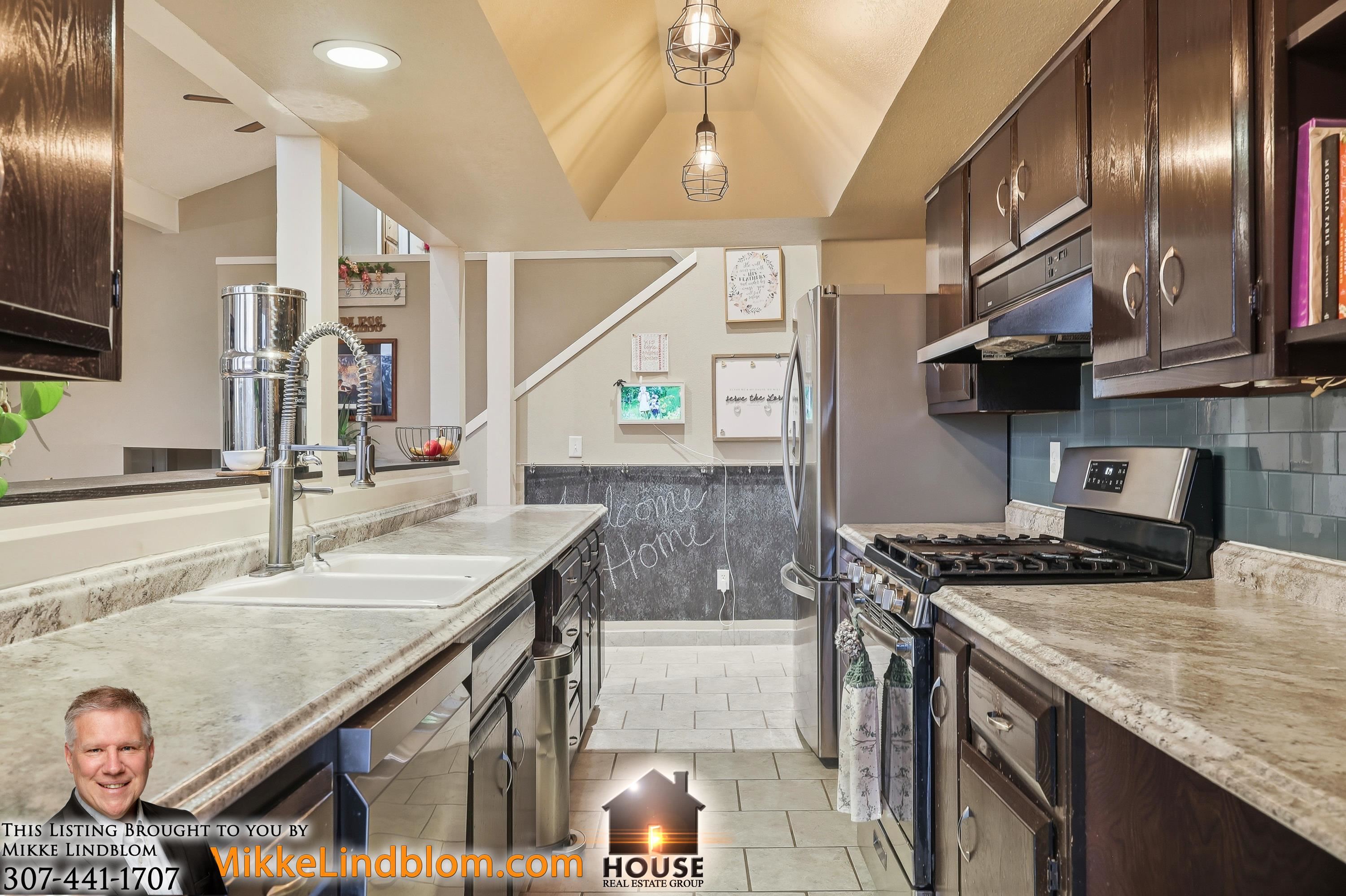 4120 Deer Run Casper, WY 82601 - Photo 11 of 33