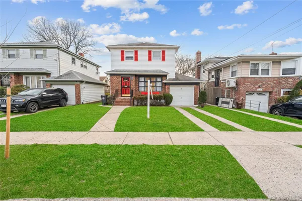 $749,900 | 112-36 180th Street | St. Albans