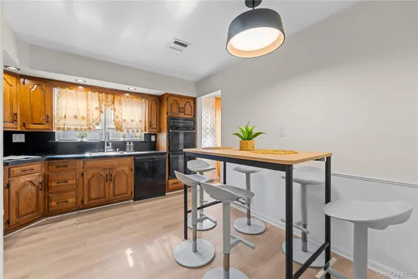 $749,900 | 112-36 180th Street | St. Albans