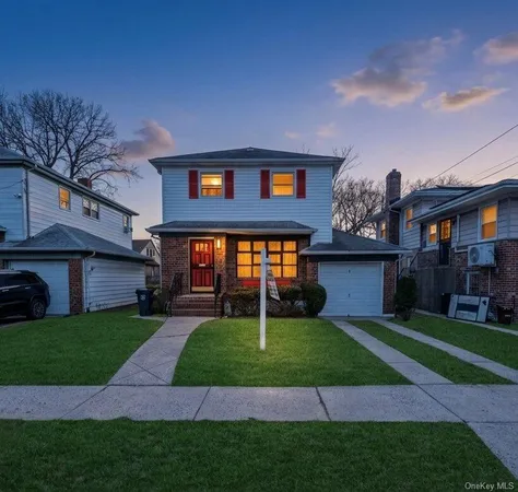 $749,900 | 112-36 180th Street | St. Albans