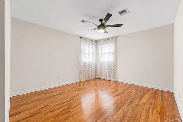 $749,900 | 112-36 180th Street | St. Albans