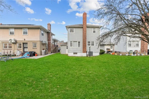 $749,900 | 112-36 180th Street | St. Albans