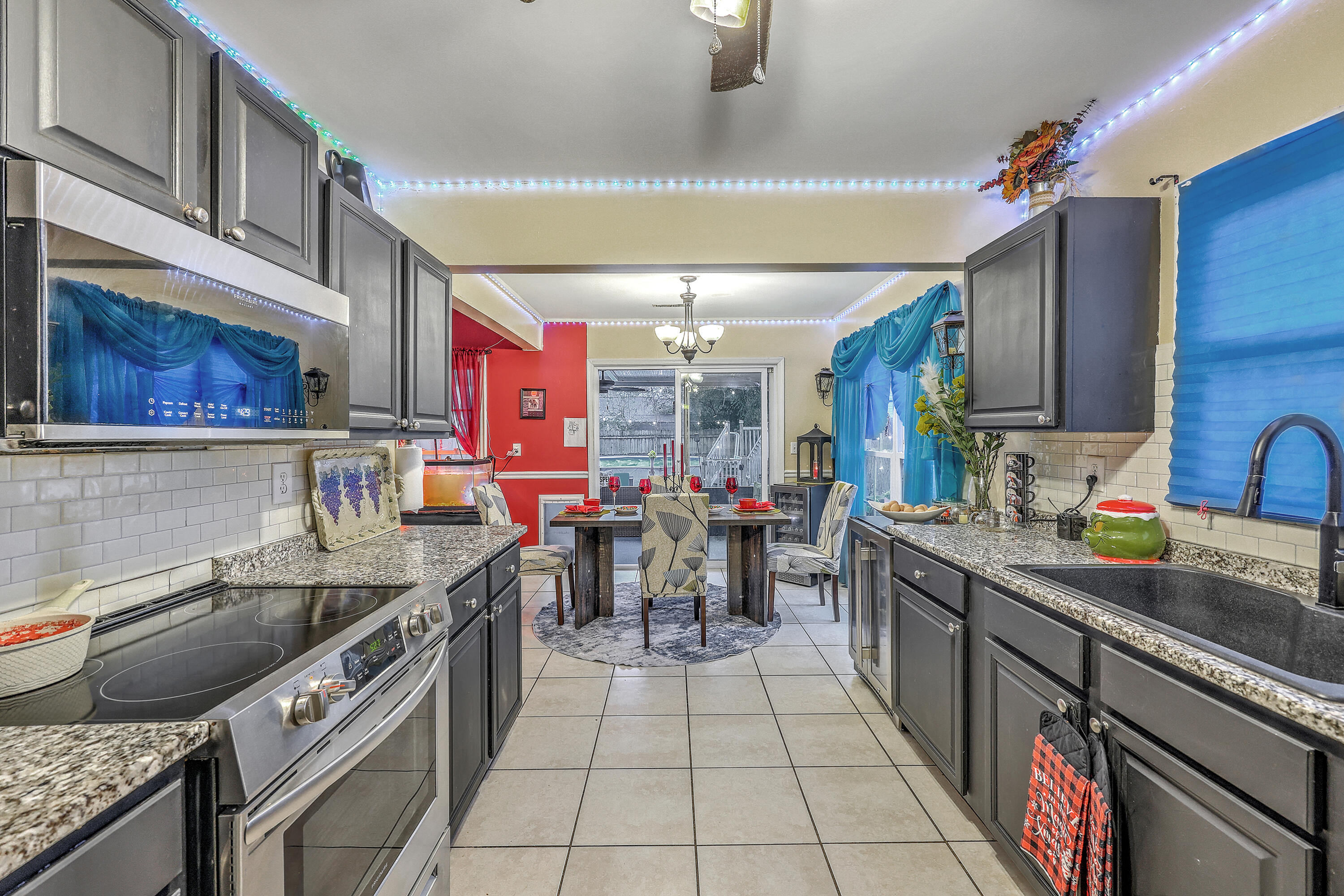 109 Coachman Lane Summerville, SC 29486 - Photo 16 of 34 ZYN_6782_3_4_5_6_7_8