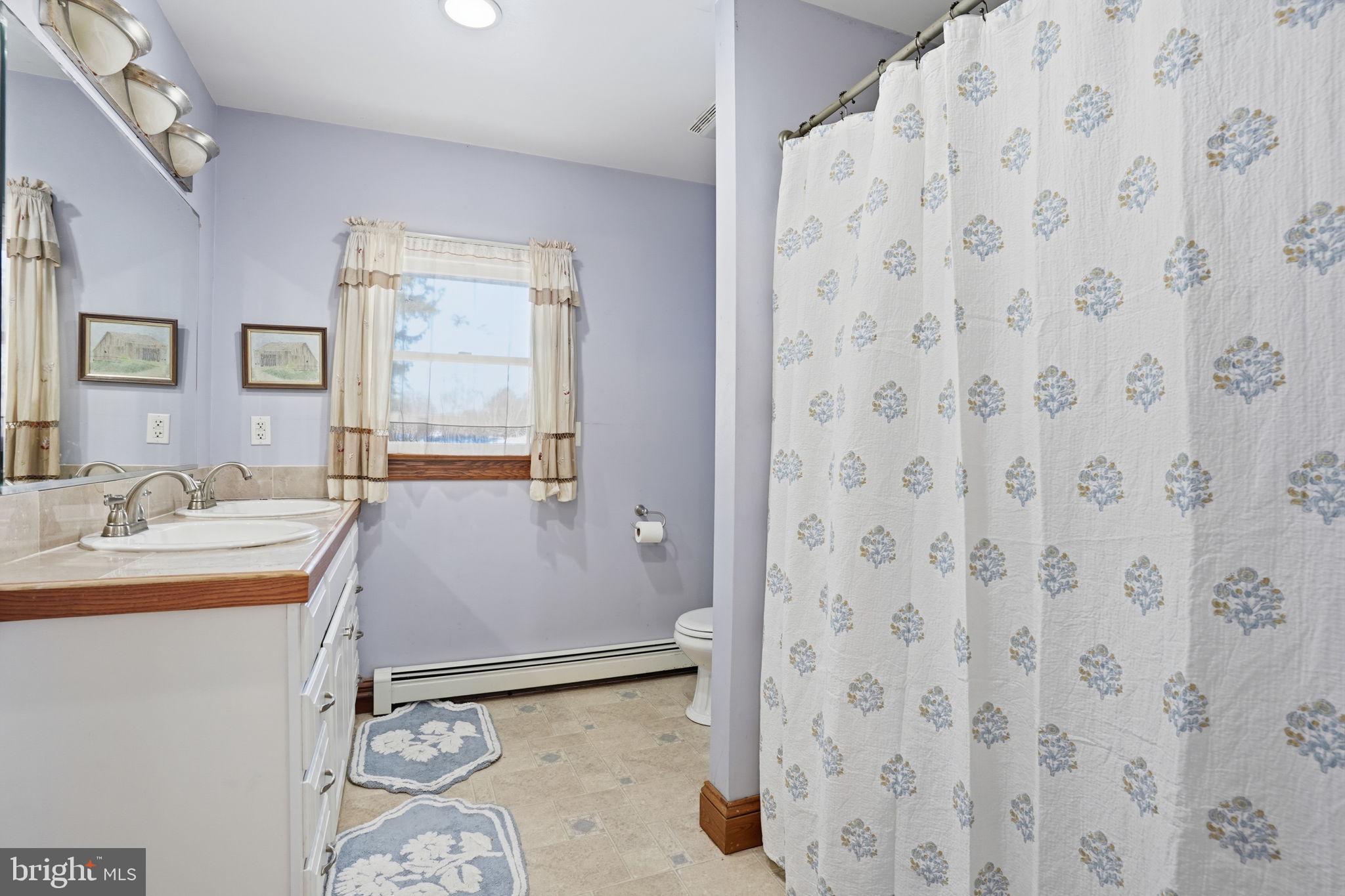 407 Reading Street Pennington, NJ 08534 - Photo 31 of 42 Bath (Upstairs)