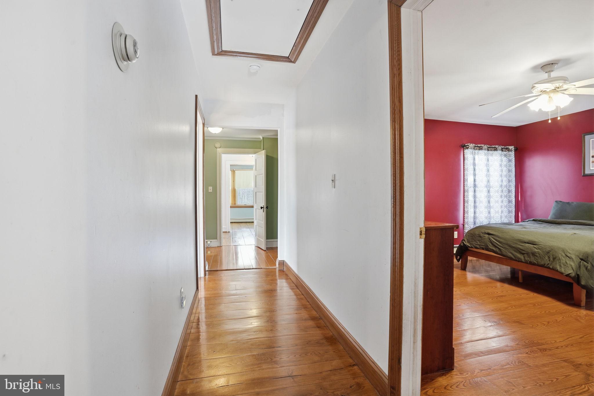 407 Reading Street Pennington, NJ 08534 - Photo 32 of 42 Upstairs Hallway