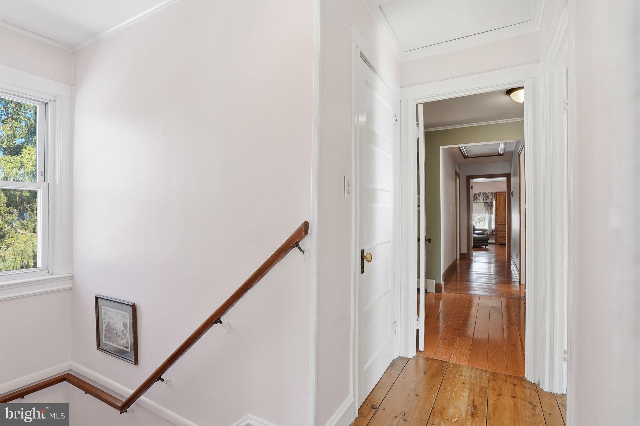 407 Reading Street Pennington, NJ 08534 - Photo 33 of 42 Upstairs Hallway