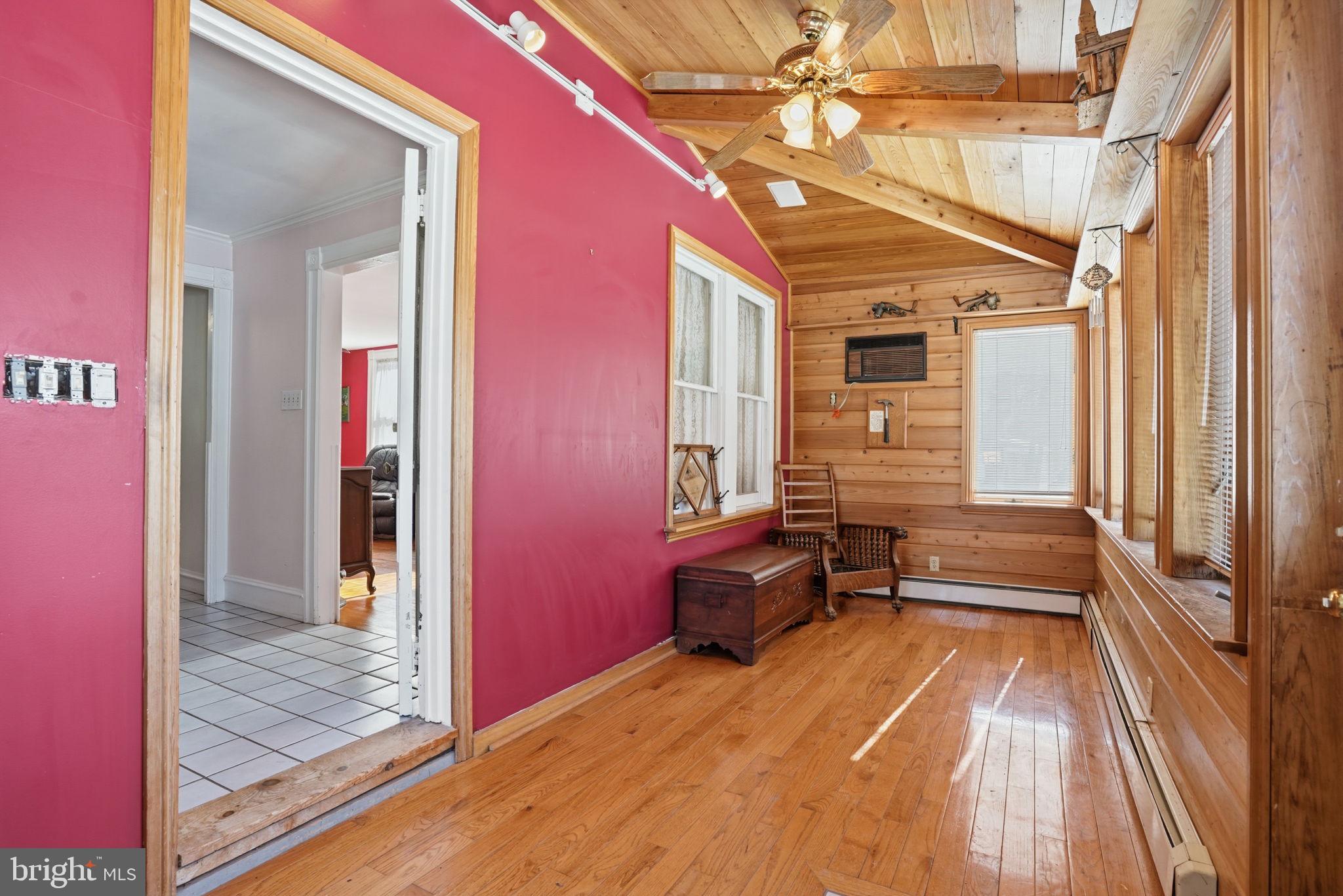 407 Reading Street Pennington, NJ 08534 - Photo 4 of 42 Front Entry