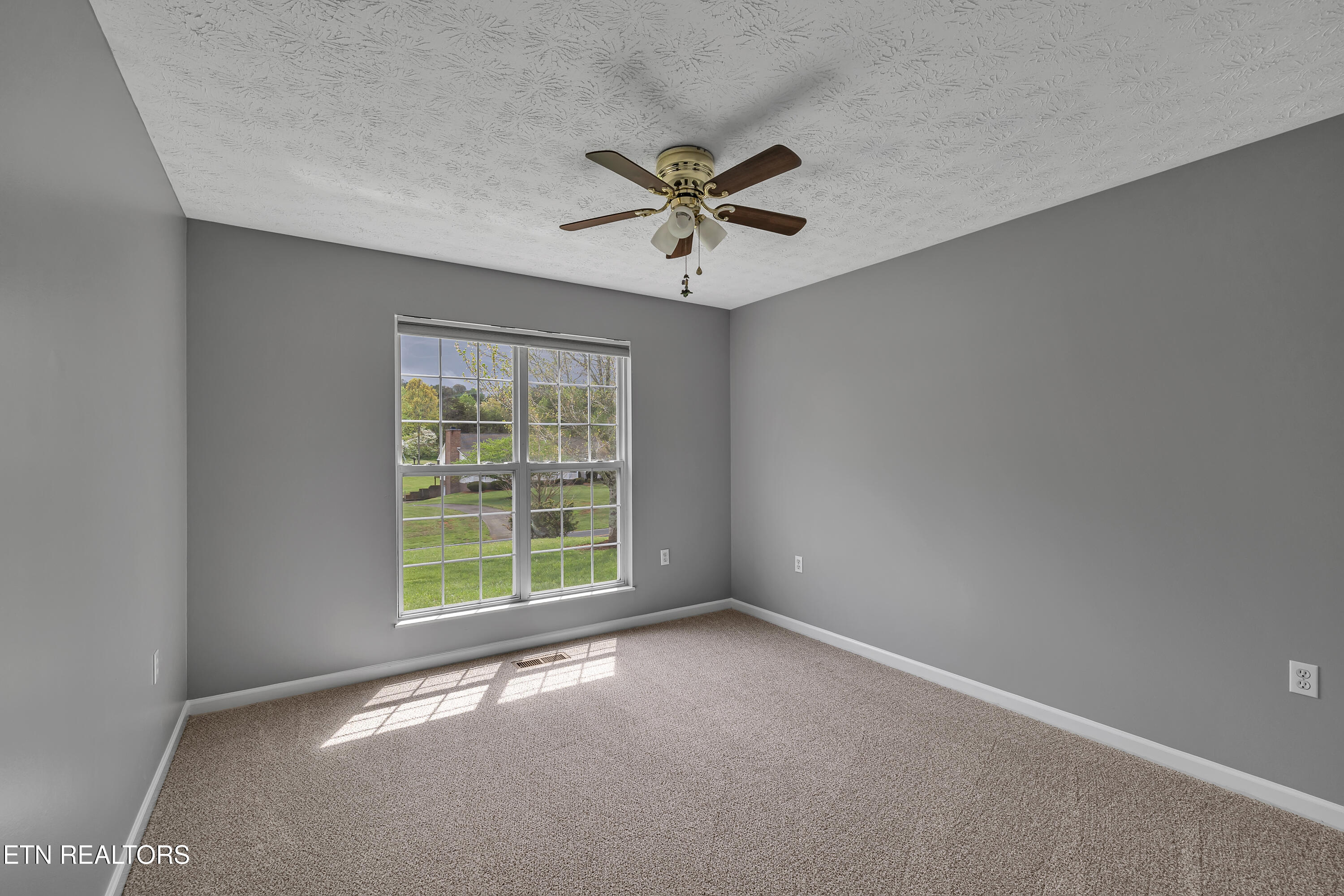 229 Sands Road Sweetwater, TN 37874 - Photo 15 of 35 Bedroom