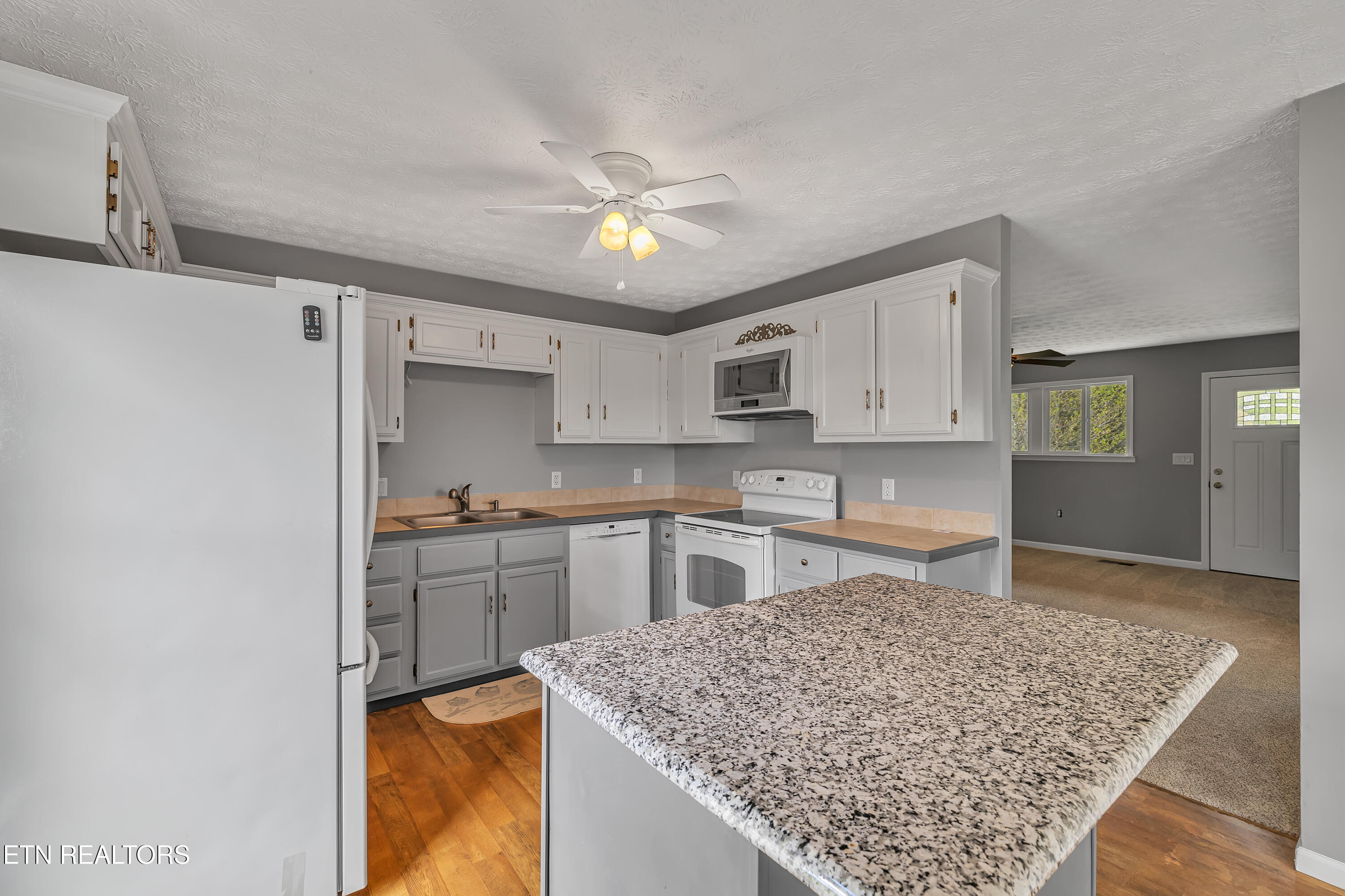 229 Sands Road Sweetwater, TN 37874 - Photo 8 of 35 Kitchen