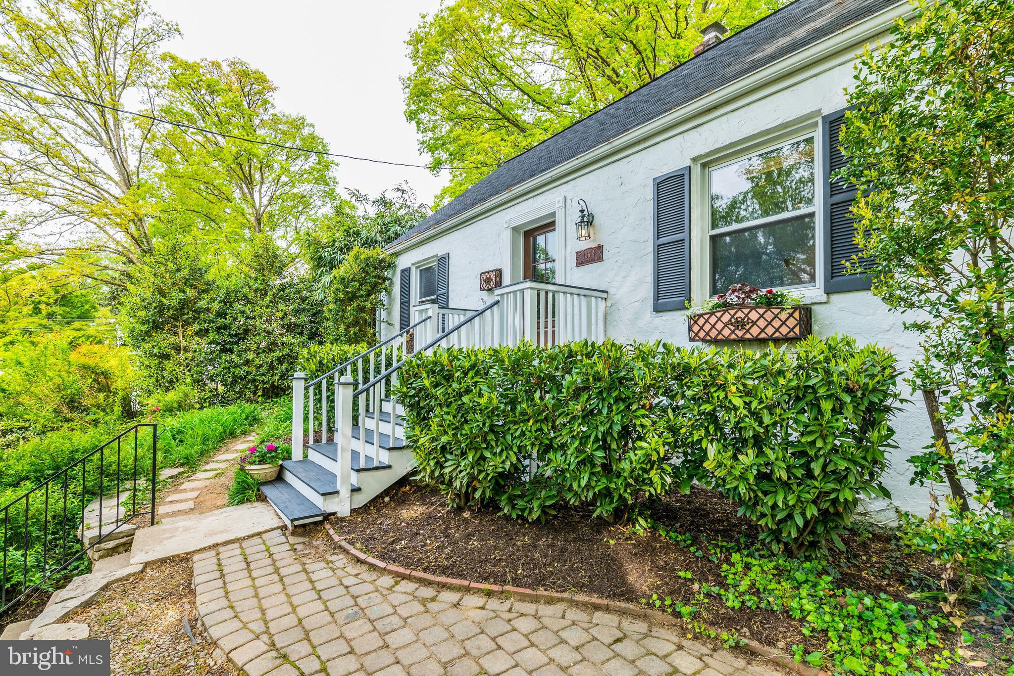 10614 South Dunmoor Drive Silver Spring, MD 20901 - Photo 2 of 29 Front Exterior