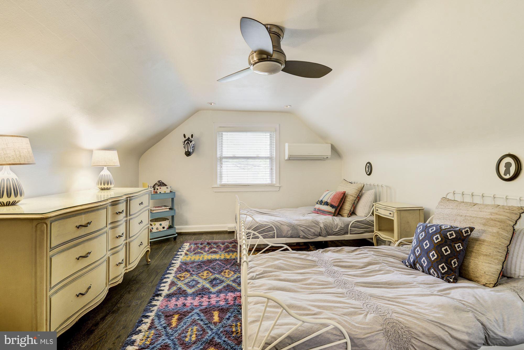 10614 South Dunmoor Drive Silver Spring, MD 20901 - Photo 22 of 29 Bedroom 3