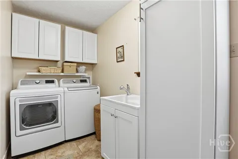 $329,500 | 73 Bea Road, Richmond Hill, GA 31324