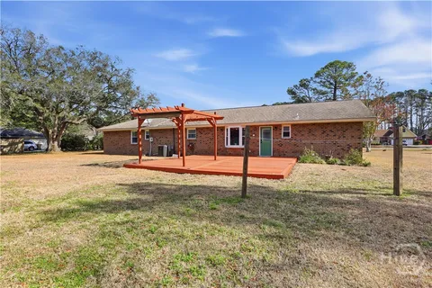 $329,500 | 73 Bea Road, Richmond Hill, GA 31324