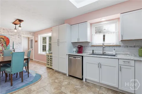 $329,500 | 73 Bea Road, Richmond Hill, GA 31324