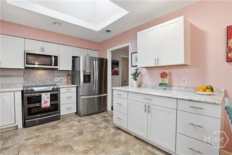 $329,500 | 73 Bea Road, Richmond Hill, GA 31324