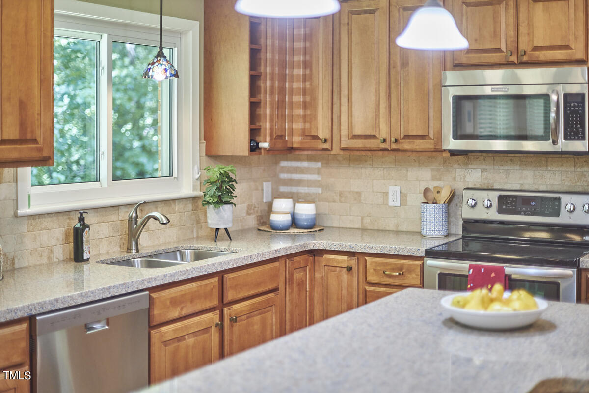 2718 McDowell Road Durham, NC 27705 - Photo 29 of 75 038