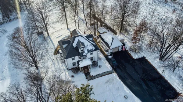 $585,000 | 165 Round Hill Road, Chester, NY 10918