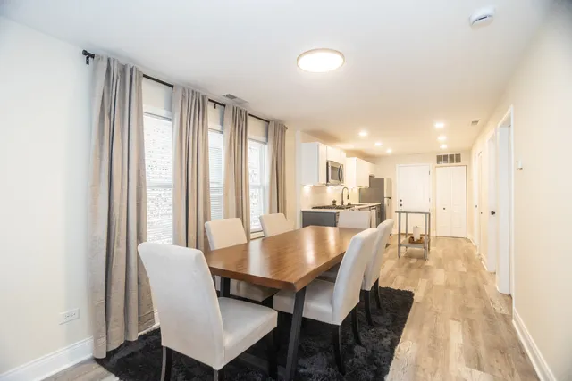 $2,750 | 2927 West Lyndale Street, Unit 1, Chicago, IL 60647