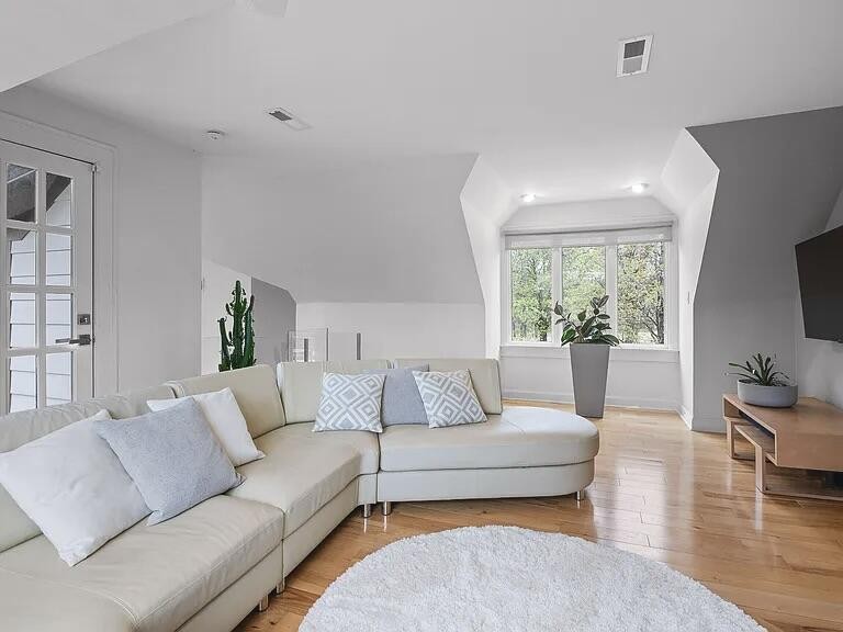 467 Wisley Way Ringgold, GA 30736 - Photo 2 of 40 a living room with furniture and a flat screen tv