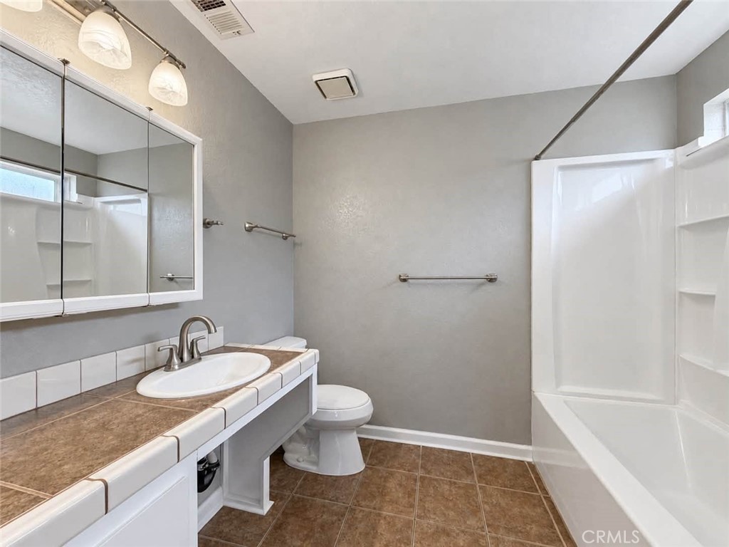 1101 Cherry Lane Tehachapi, CA 93561 - Photo 16 of 27 Gallery Image 16