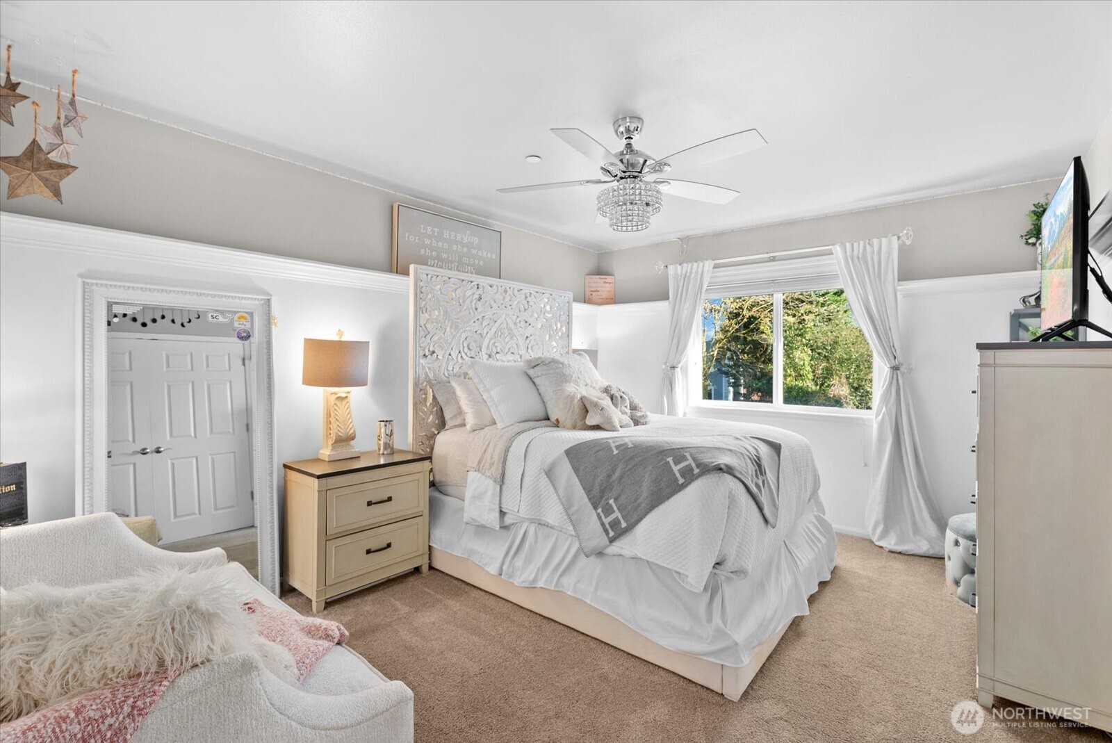 8907 Northeast 152nd Place Bothell, WA 98011 - Photo 22 of 40