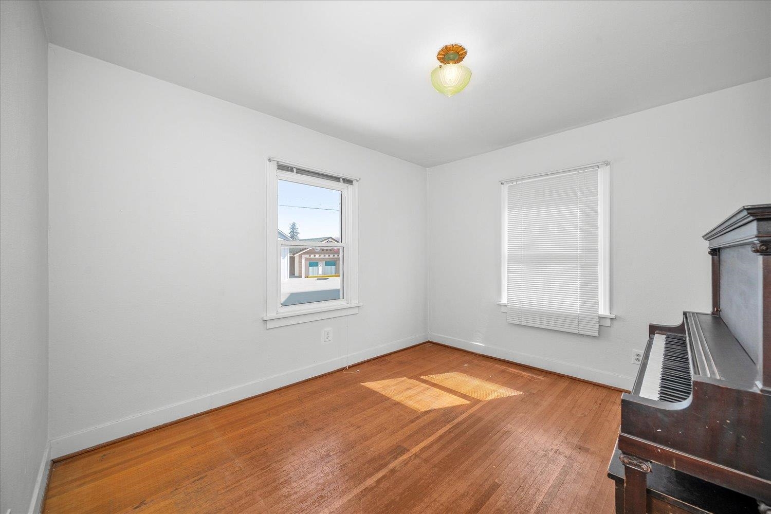 4724 North Post Street Spokane, WA 99205 - Photo 18 of 41