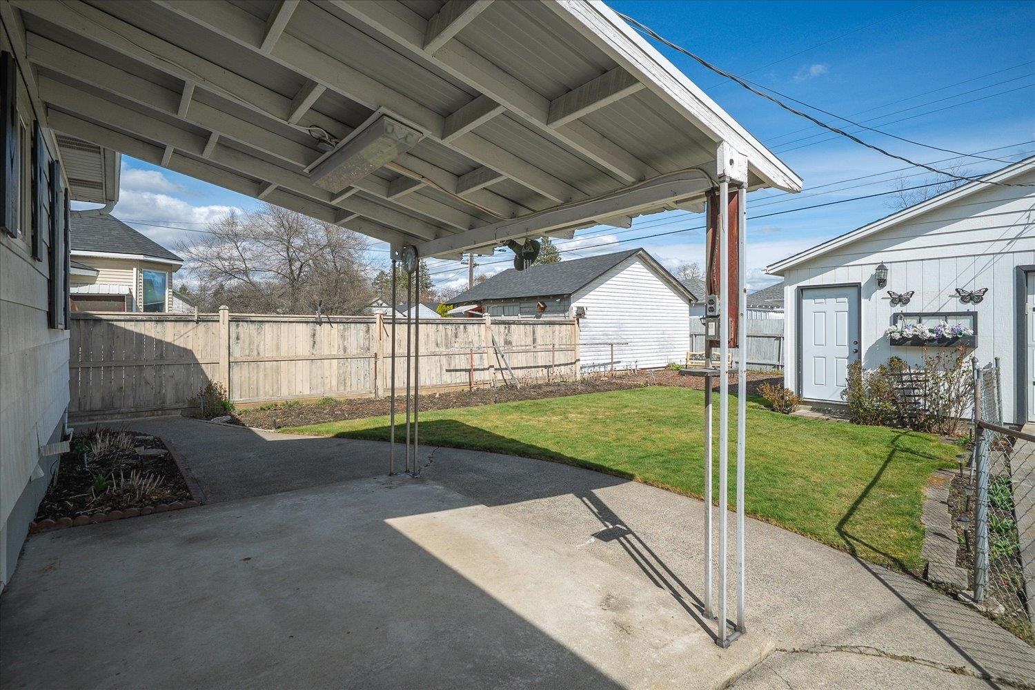 4724 North Post Street Spokane, WA 99205 - Photo 33 of 41