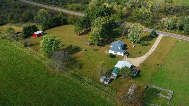 $315,900 | W1919 County Road West, Eleva, WI 54738