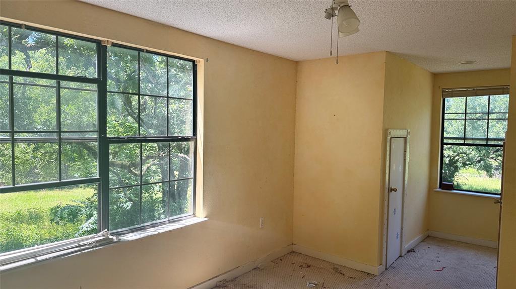 6582 Taylor Road Kaufman, TX 75142 - Photo 37 of 40 a view of a room with a large window