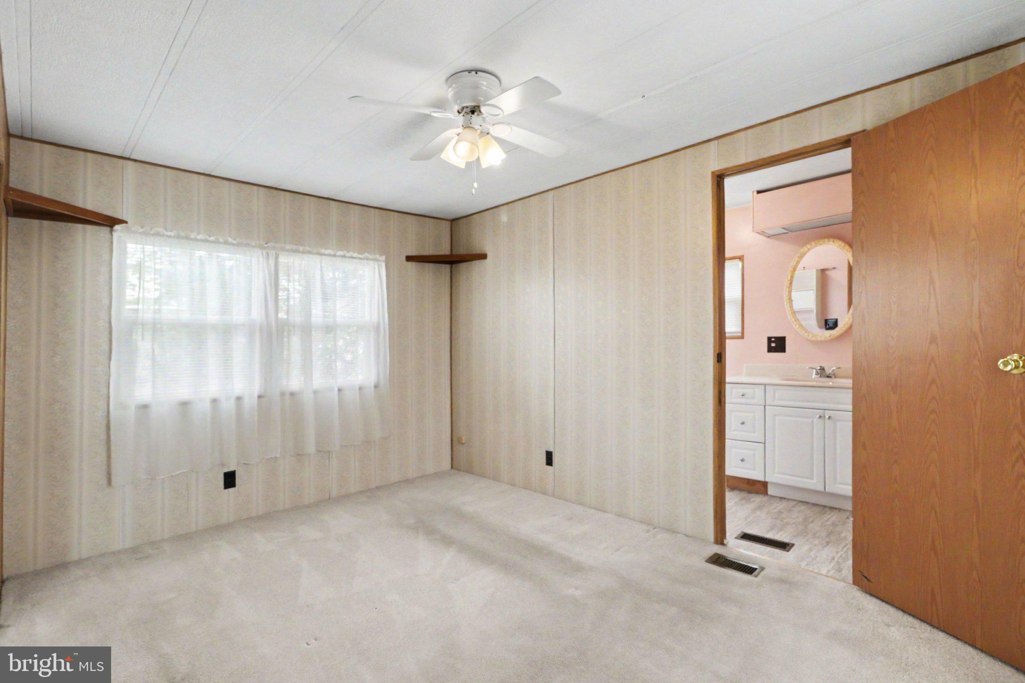 2160 Hanover Road, Unit 22 Gettysburg, PA 17325 - Photo 11 of 28
